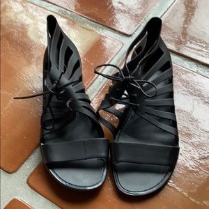 Givenchy black rubber sandals 37/7